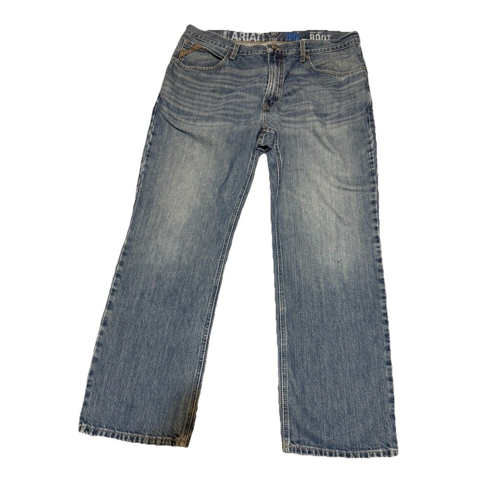 Ariat Legacy M2 Relaxed Boot Cut Medium Wash Denim Blue Jeans Men’s Sz 36x30